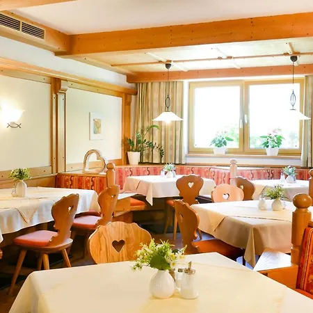 Ferienhotel Elvira Hotel 2*