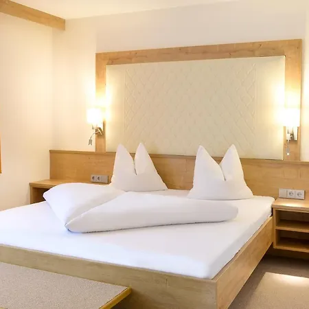 埃尔维拉弗瑞恩 2* 蒂尔塞